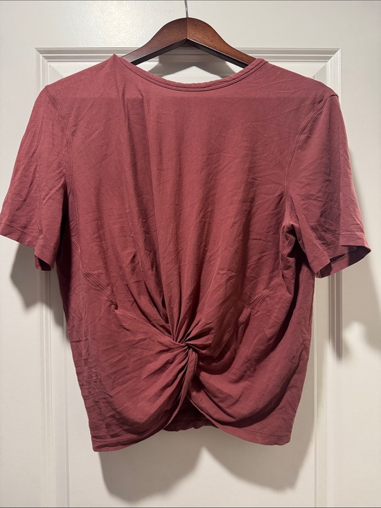 lululemon athletica Tops - Lululemon Women’s Twist-front Short Sleeve Top - Dusty Rose